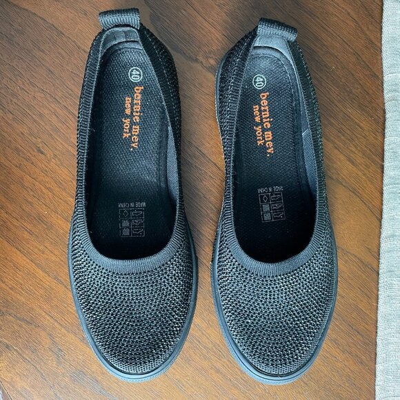 bernie mev. New York Casual Beaded Slip On Shoes Black w Subtle Sparkle Sz 40 - Picture 2 of 16